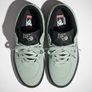 Vans Half Cab Skate PopCush Mint Suede Black Sole Men’s 11 EU 44.5